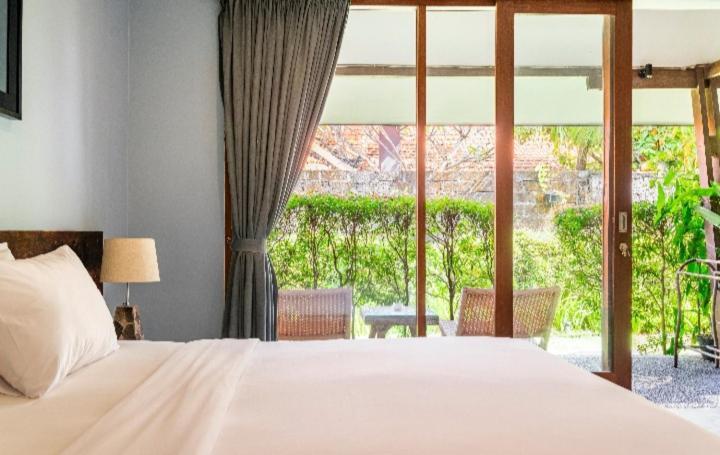 Big Brother Surf Inn Canggu  Luaran gambar