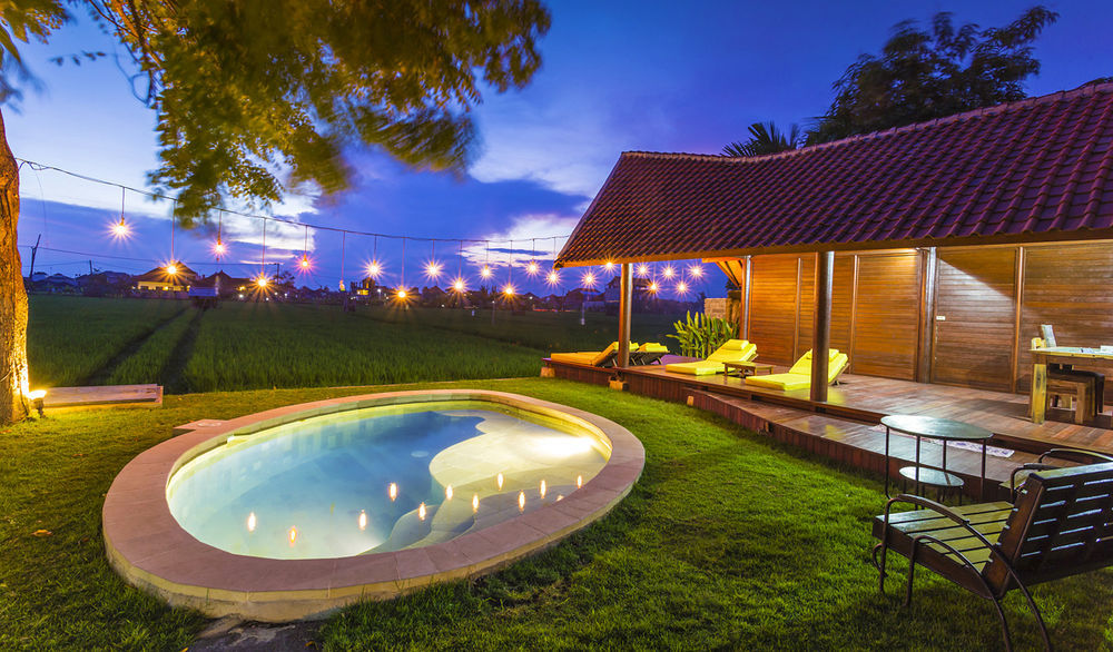 Big Brother Surf Inn Canggu  Luaran gambar