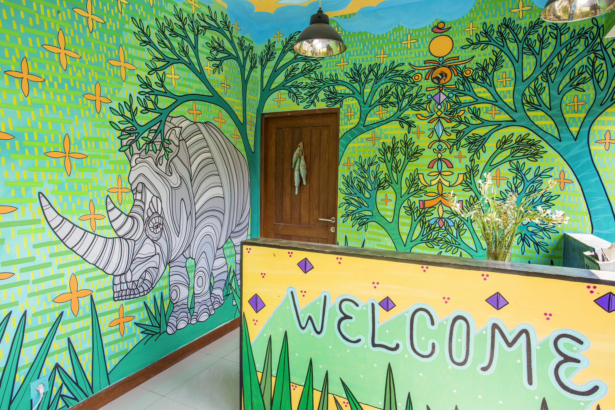 Big Brother Surf Inn Canggu  Luaran gambar