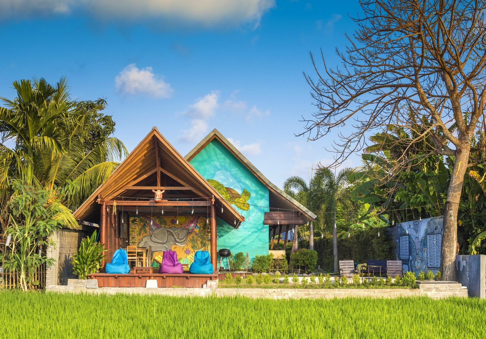 Big Brother Surf Inn Canggu  Luaran gambar