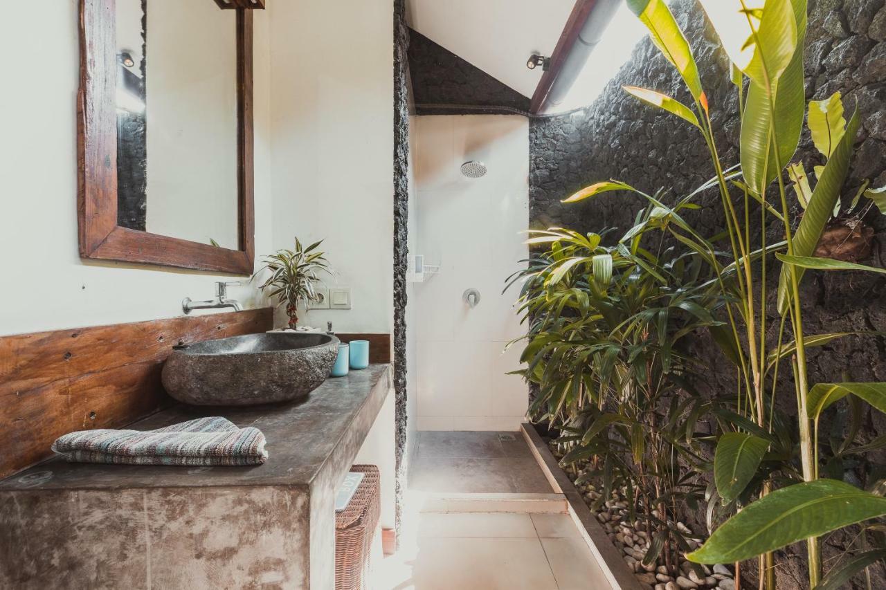 Big Brother Surf Inn Canggu  Luaran gambar