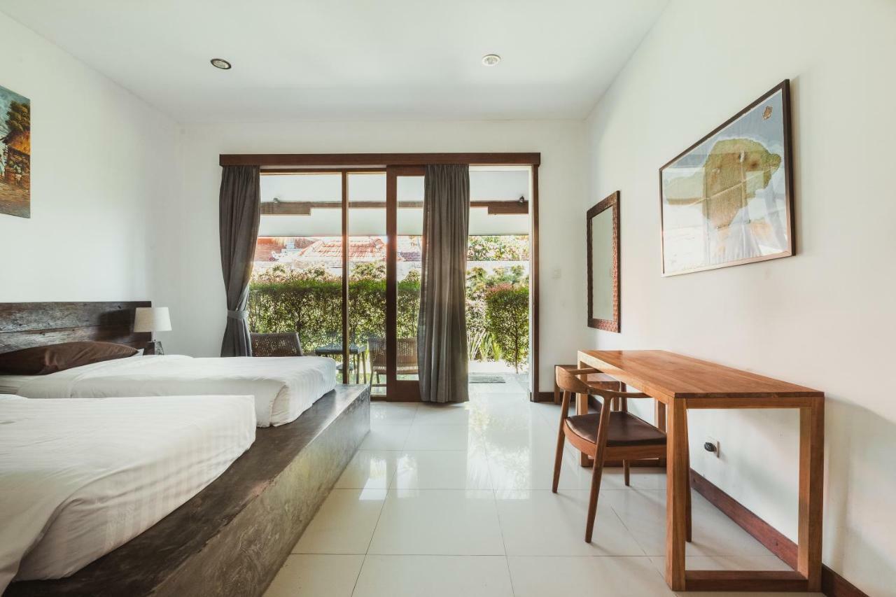 Big Brother Surf Inn Canggu  Luaran gambar